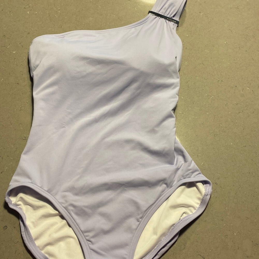 Michael Kors women’s swimsuit lilac color worn once beautiful,, size 6